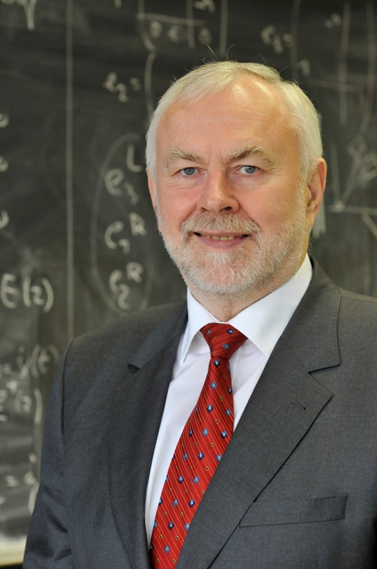 MartinGroetschel081204-1.jpg